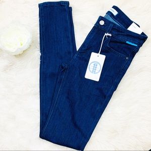 1 Denim | The Slim Jean Skinny New